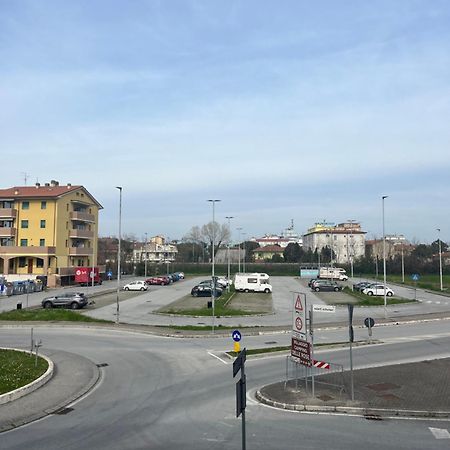La Stella Blu Apartment Гатео а Маре Екстериор снимка